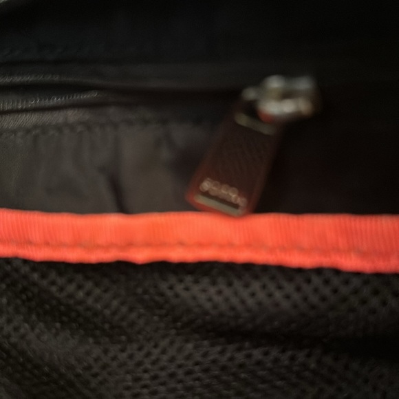 Fossil tote - Picture 2 of 3